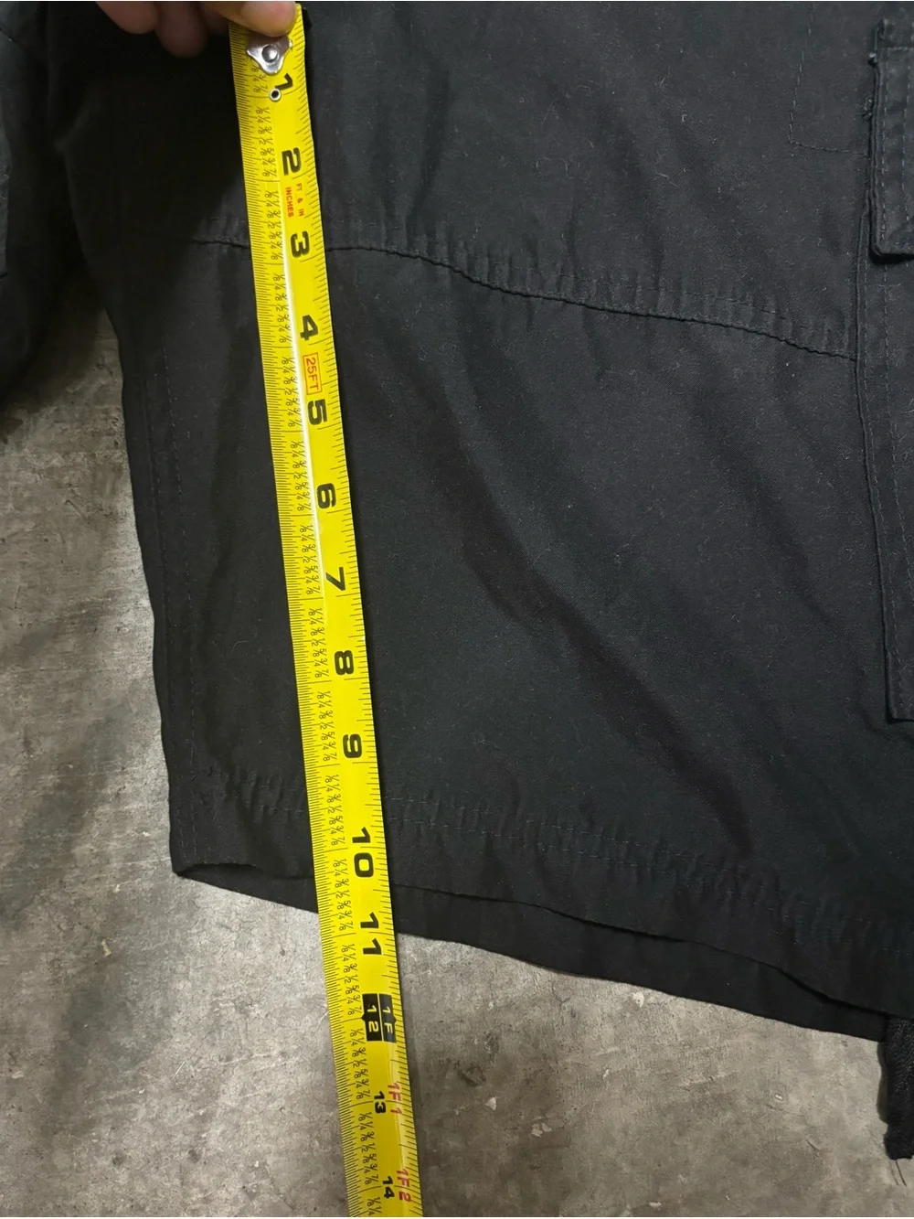 Ecko Unltd. Long Black Cargo Shorts sz 38/40